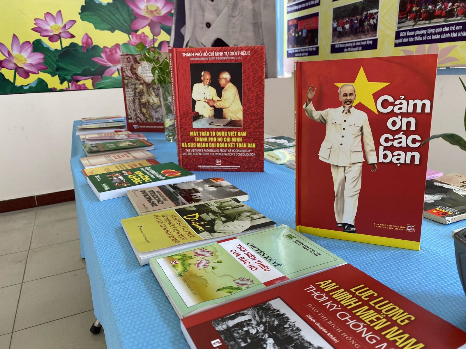 Phường 15: Tổ chức Triển lãm sách và ảnh về cuộc đời, sự nghiệp của Chủ tịch Hồ Chí Minh