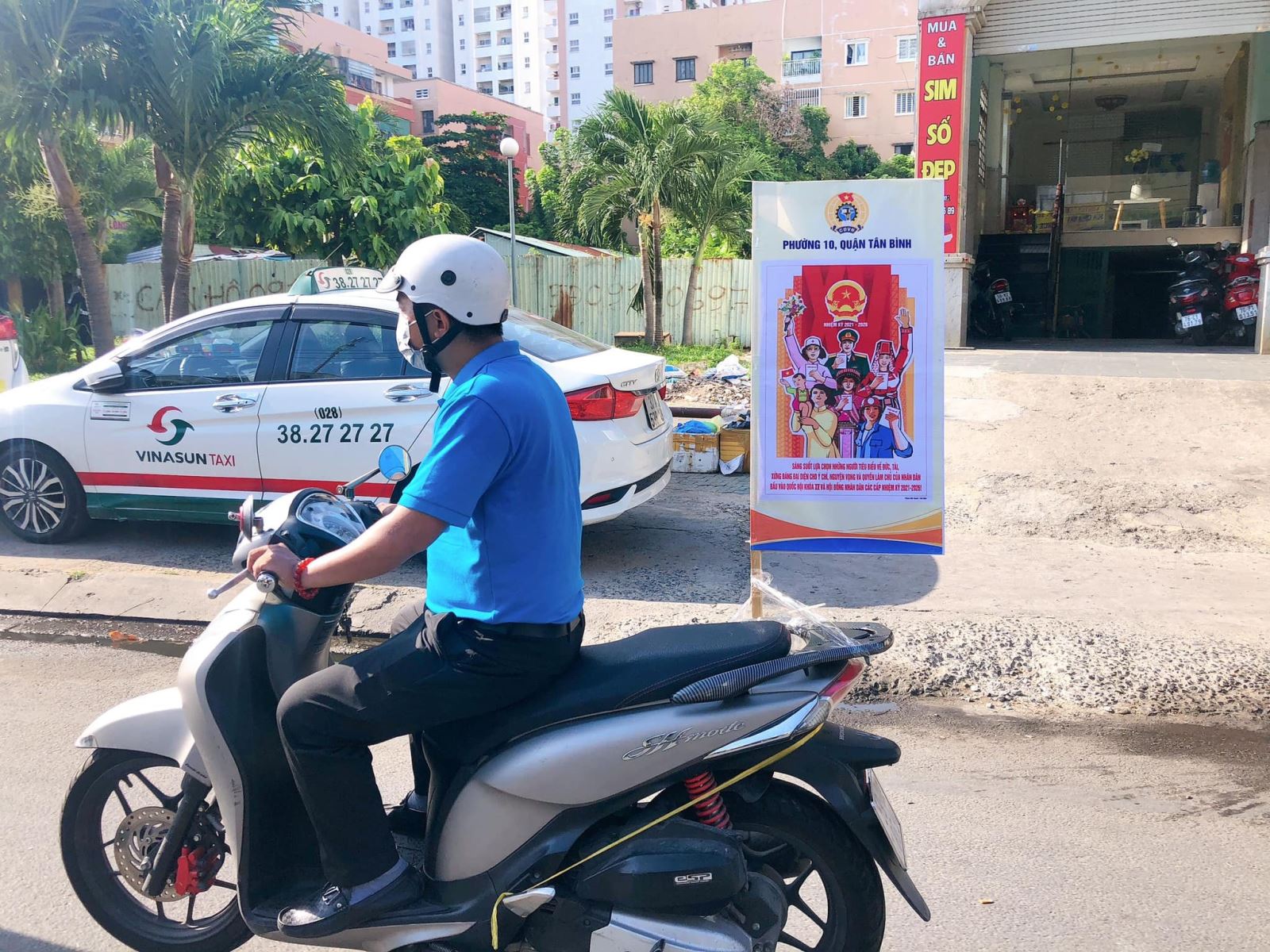 Phường 10: Tổ chức tuyên truyền lưu động bằng xe máy về ngày bầu cử