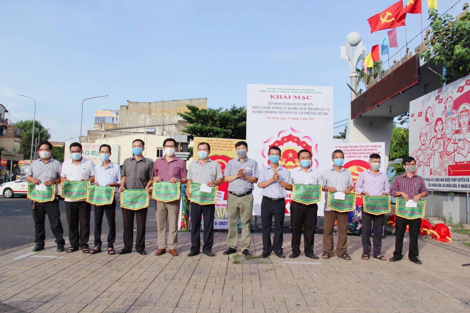 Tổ chức Khai mạc liên hoan xe hoa tuyên truyền bầu cử đại biểu Quốc hội khóa XV và đại biểu HĐND các cấp nhiệm kỳ 2021-2026