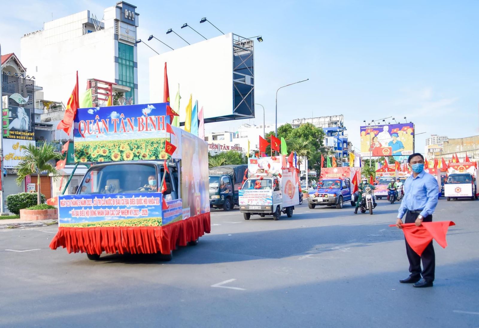 Tổ chức Khai mạc liên hoan xe hoa tuyên truyền bầu cử đại biểu Quốc hội khóa XV và đại biểu HĐND các cấp nhiệm kỳ 2021-2026