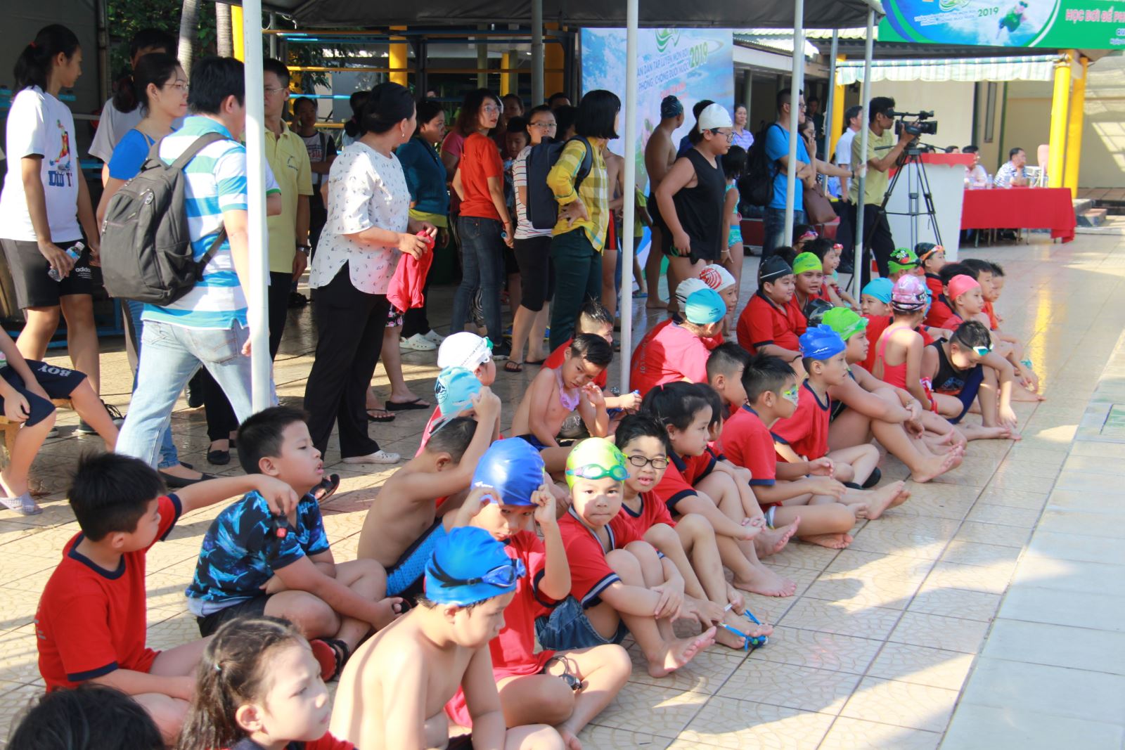 Lễ phát động toàn dân tập luyện môn bơi phòng, chống đuối nước quận Tân Bình năm 2019