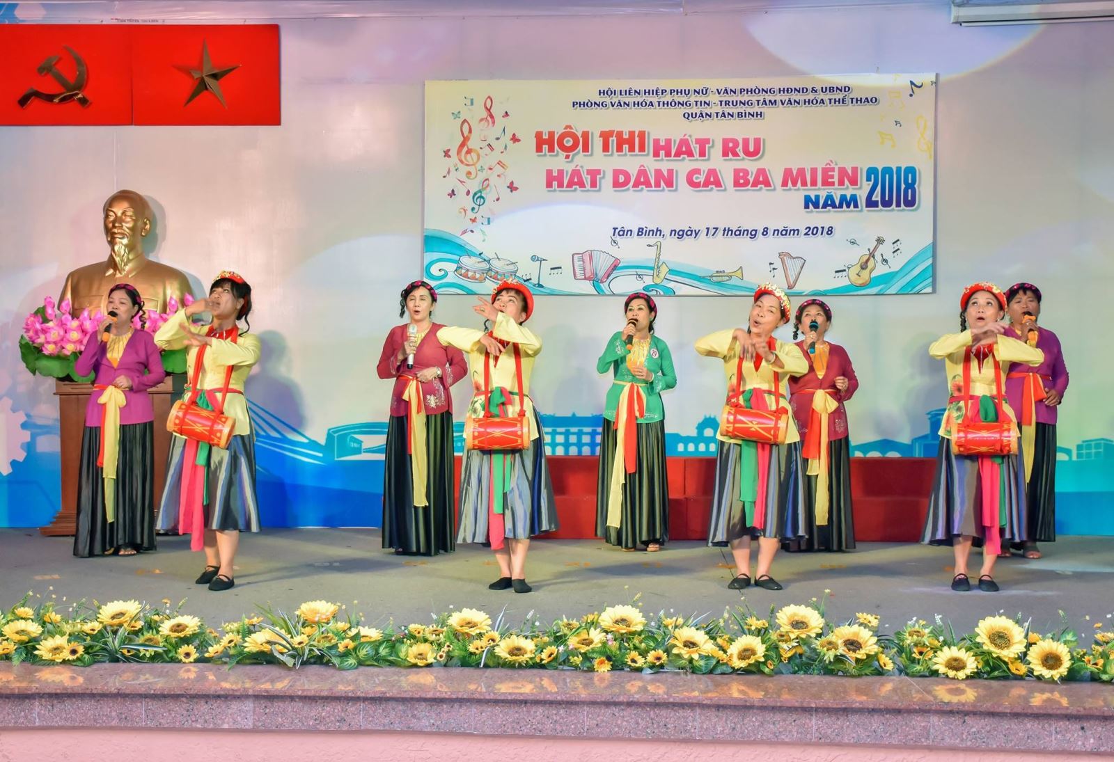 Liên hoan Hát ru, hát dân ca 03 miền Bắc - Trung - Nam quận Tân Bình lần 2 - năm 2018.