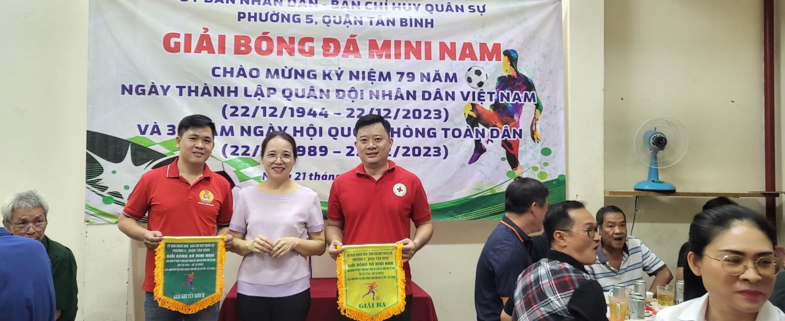Phường 5: Tổ chức Giải bóng đá kỷ niệm 79 năm Ngày thành lập Quân đội nhân dân Việt Nam (22/12/1944 - 22/12/2023)