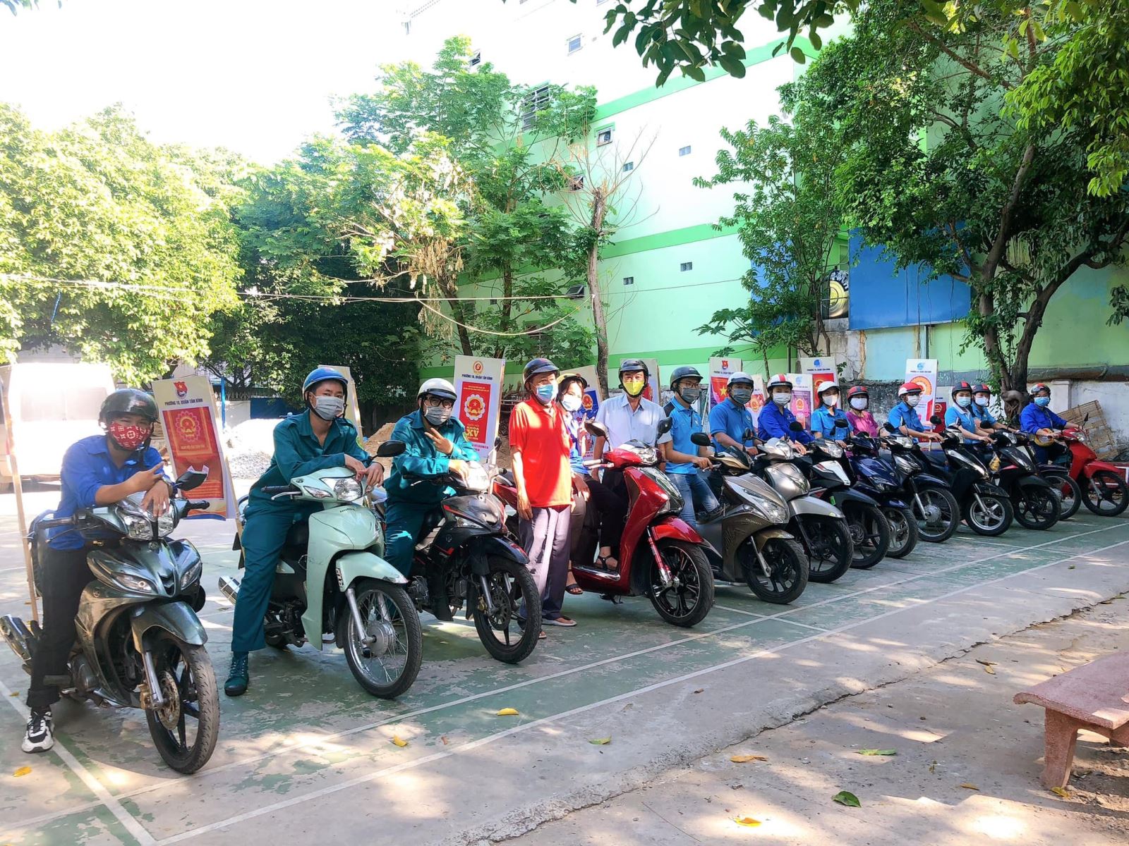 Phường 10: Tổ chức tuyên truyền lưu động bằng xe máy về ngày bầu cử
