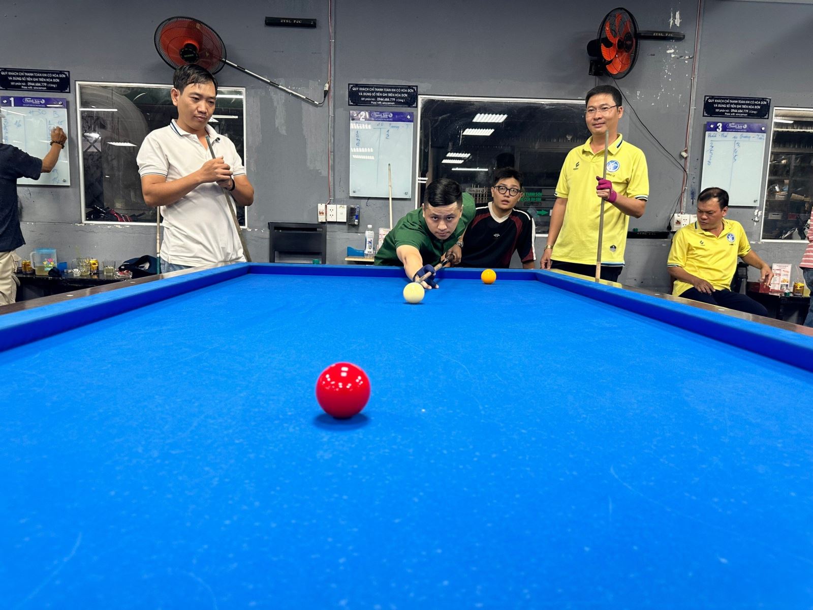 Phường 12: Tổ chức Thi đấu giải Billiards nhân dịp 30/4/2024