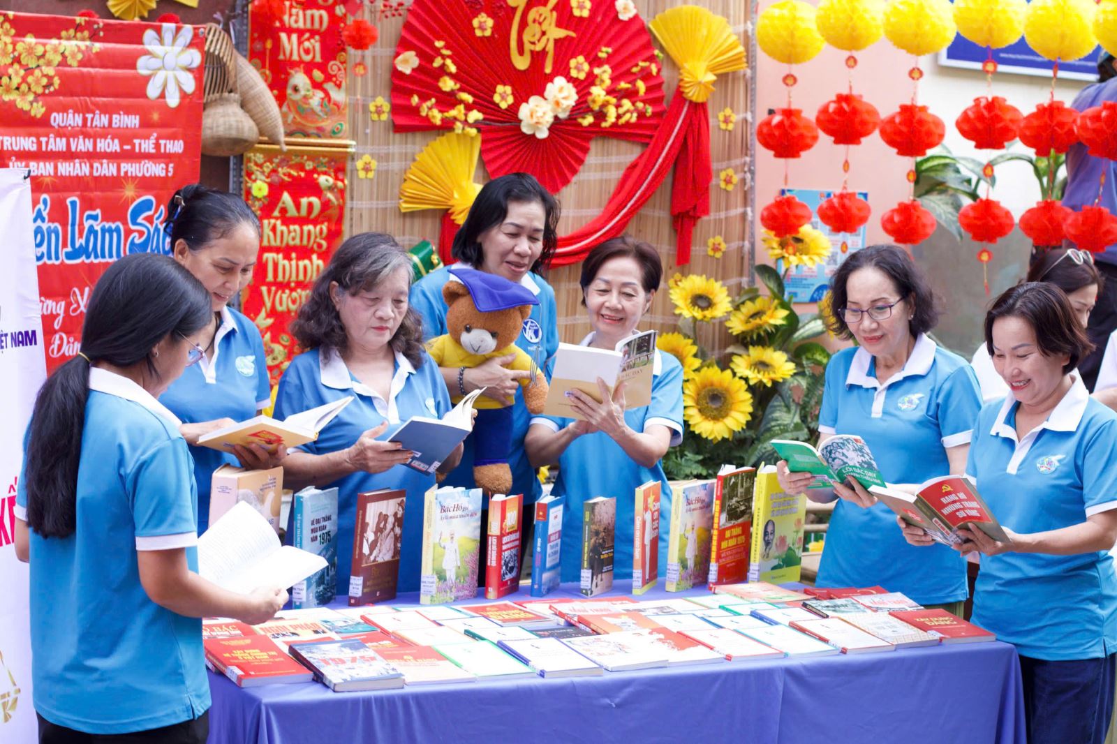 Phường 5: Tổ chức sôi nổi các hoạt động tại Ngày hội “Mừng Xuân Ất Tỵ - Mừng Đảng quang vinh” năm 2025