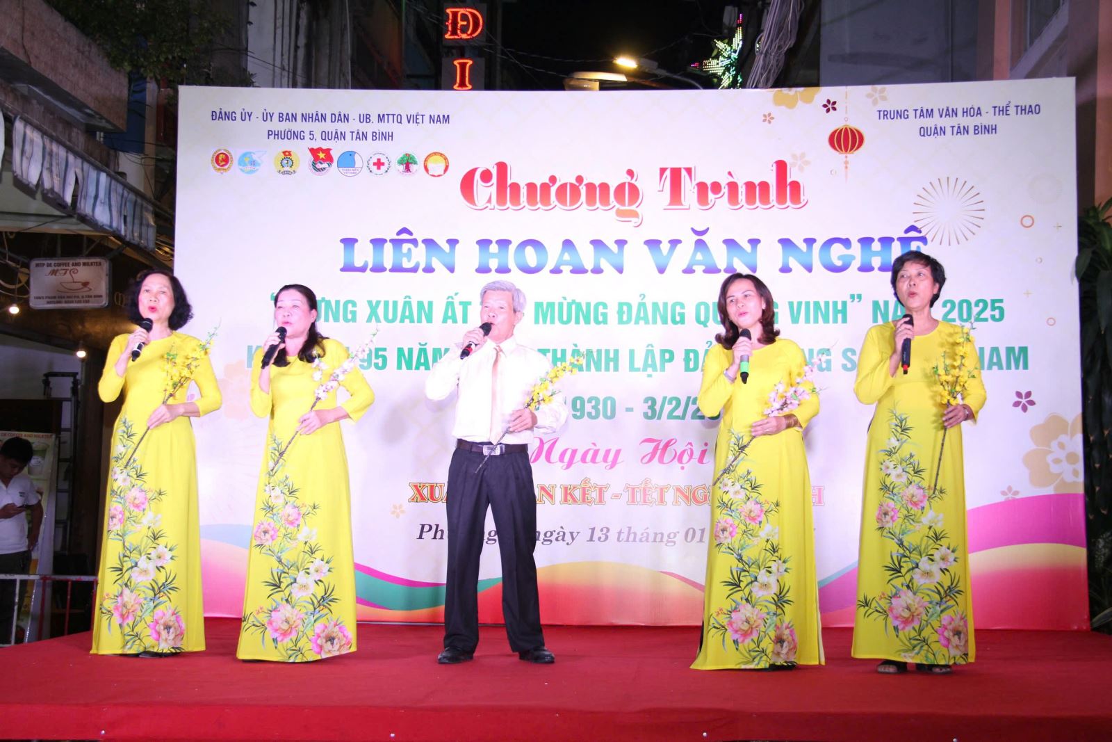 Phường 5: Tổ chức sôi nổi các hoạt động tại Ngày hội “Mừng Xuân Ất Tỵ - Mừng Đảng quang vinh” năm 2025