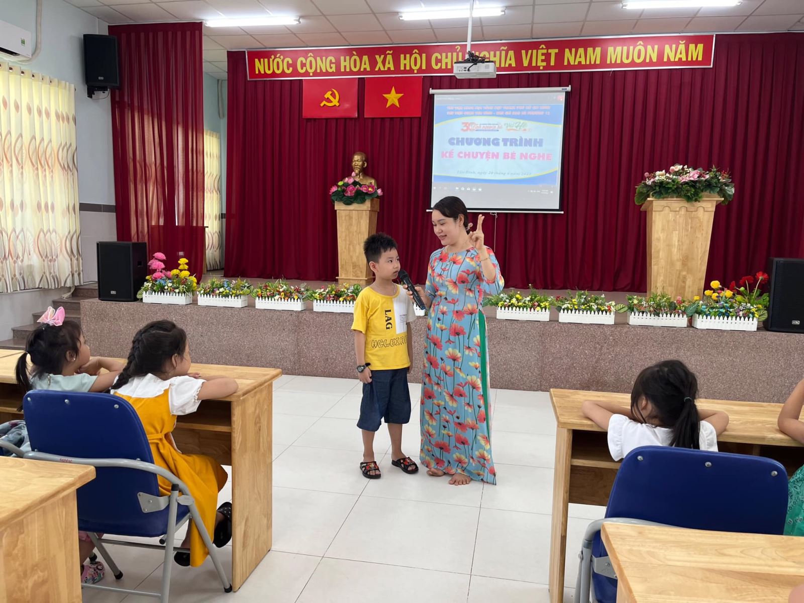 Thư viện quận Tân Bình: Tổ chức Chương trình kể chuyện bé nghe